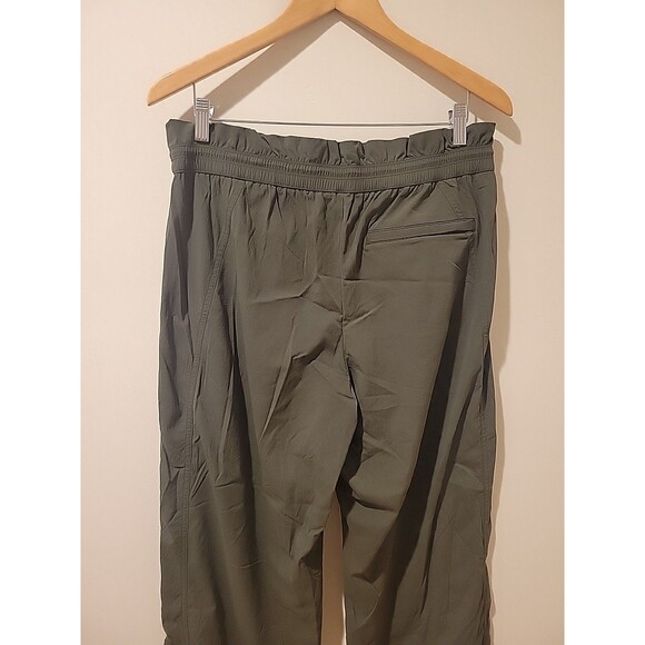 Athleta Trekkie High Rise Parachute Wide Leg Travel Pants 12 #533487 Aspen Olive - Picture 7 of 9